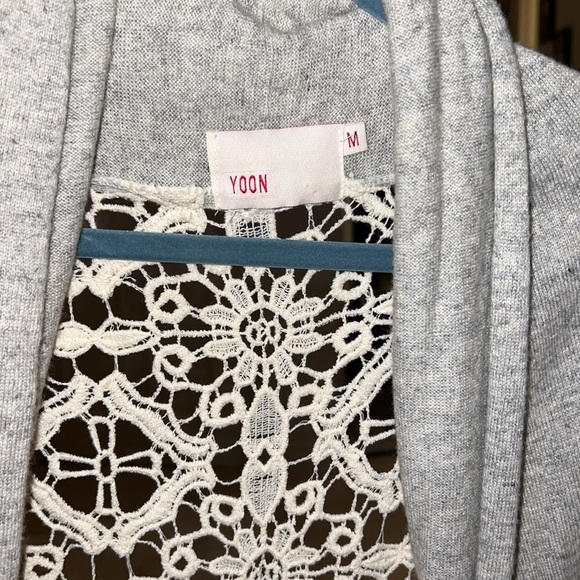 YOON Long Cardigan with Flower detailed-back - Picture 3 of 5